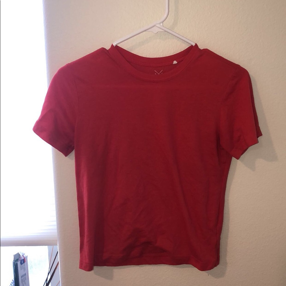Red t-shirt crop top